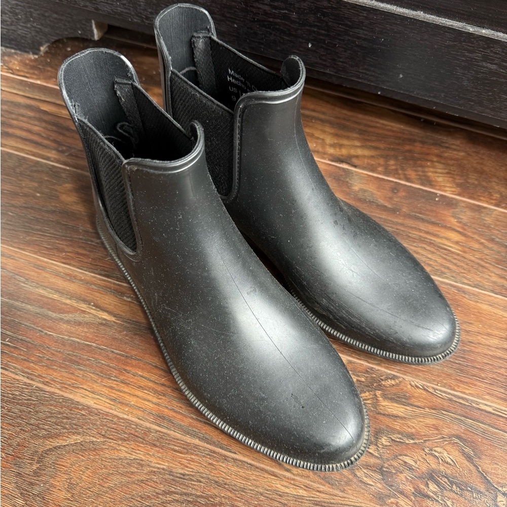 Call it spring rain boots
